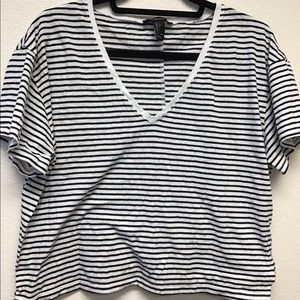 Forever 21 Cropped Blue & White T Shirt